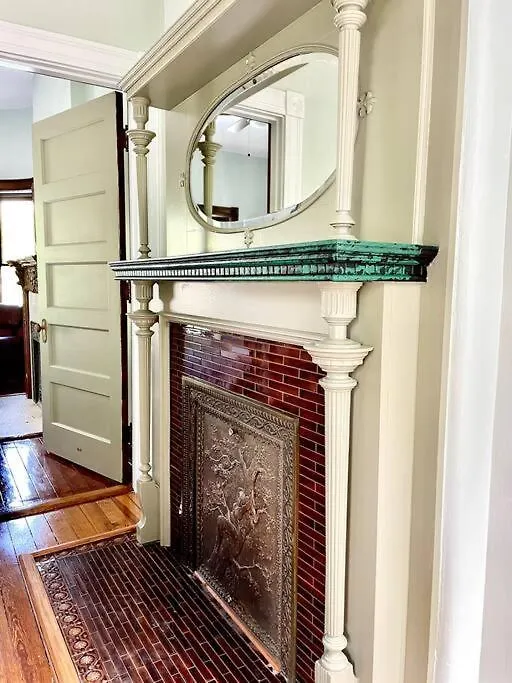 Spacious Castle House W/ Yard + Great Location! ルイスビル 0*,